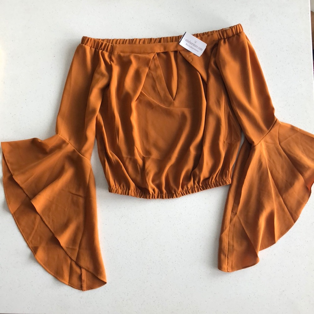 BRAND NEW | Mustard off the shoulder crop top